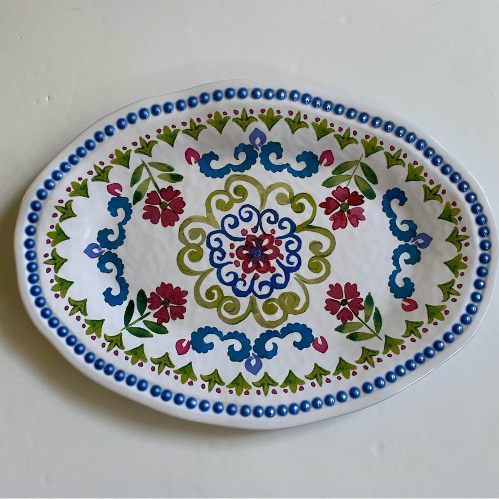 TOMMY BAHAMA Melamine Oval serving Platter Painted Flowers Green Blue Red 17.5”